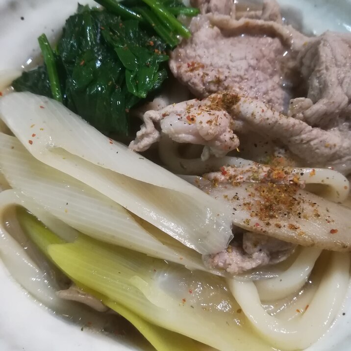 ごぼうと舞茸の肉うどん